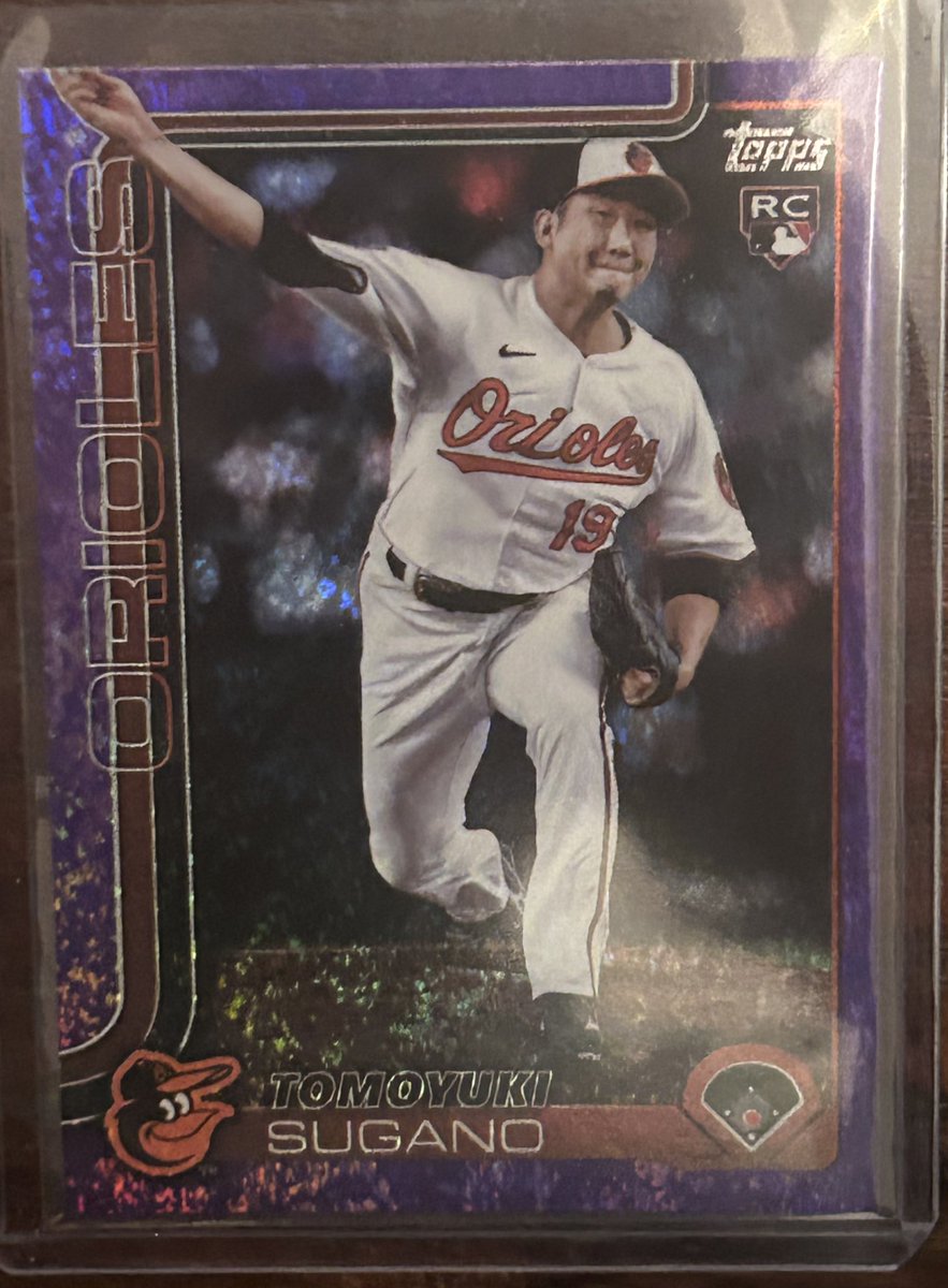 ORIOLES WIN!!!!
like retweet and follow! I’ll select one lucky winner to receive this Tommy Sugar card later tonight during the game! #birdland