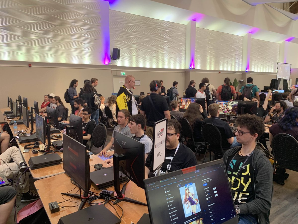 GGSTDACH (@ggstdach) on Twitter photo Das grรถรte Deutsche Fighting Game Event <a href="/CROSSOVER_GG/">CROSSOVER 2025</a> started. Strive pools gehen in 5 Minuten los!
Schaltet ein auf twitch.tv/CROSSOVER_2 Das grรถรte Deutsche Fighting Game Event <a href="/CROSSOVER_GG/">CROSSOVER 2025</a> started. Strive pools gehen in 5 Minuten los!
Schaltet ein auf twitch.tv/CROSSOVER_2