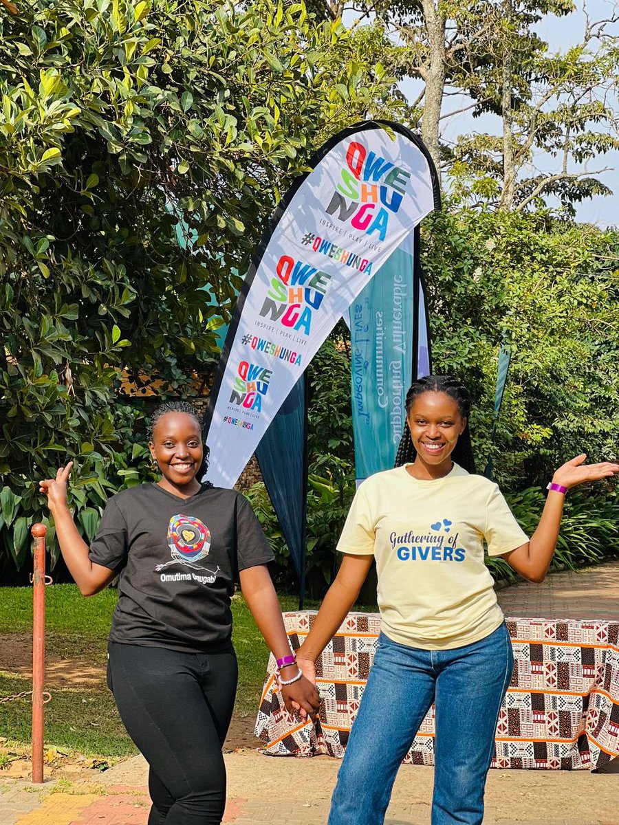 QWESHUNGA (@qweshunga) on Twitter photo The Gathering of Givers is underway and you're invited! Come stand with those who give, share, and uplift.
Your presence matters.
Join us and be part of the impact!
📍: <a href="/NdereCentreUg/">Ndere Cultural Centre</a>
#GatheringOfGivers2025 #OmutimaOmugabi #InspirePlayLive #PhilanthropyWeek2025 The Gathering of Givers is underway and you're invited! Come stand with those who give, share, and uplift.
Your presence matters.
Join us and be part of the impact!
📍: <a href="/NdereCentreUg/">Ndere Cultural Centre</a>
#GatheringOfGivers2025 #OmutimaOmugabi #InspirePlayLive #PhilanthropyWeek2025