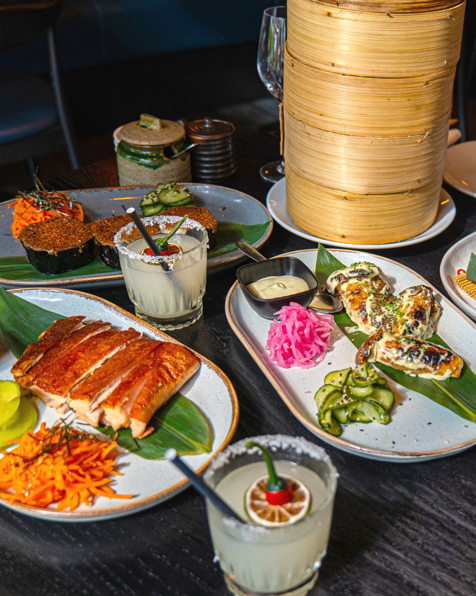 Did ya say bao date? We're in!
•
•
•#FleshAndBuns