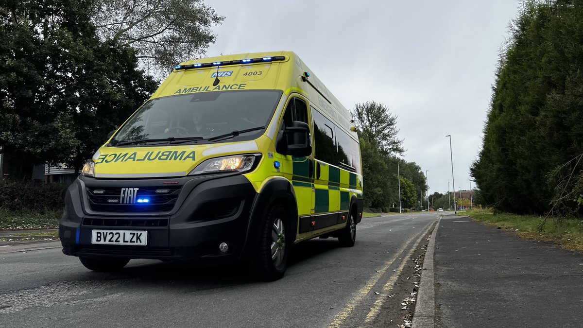 August is #TrafficAwarenessMonth

When a 🚑🚒🚓 approaches:
✅ Let them pass safely and think about their route
✅ Pull over &amp; stop somewhere safe
❌ Don’t panic, brake suddenly, or run a red light

If it's not safe to pass, we'll slow down, turn off sirens if needed and wait.