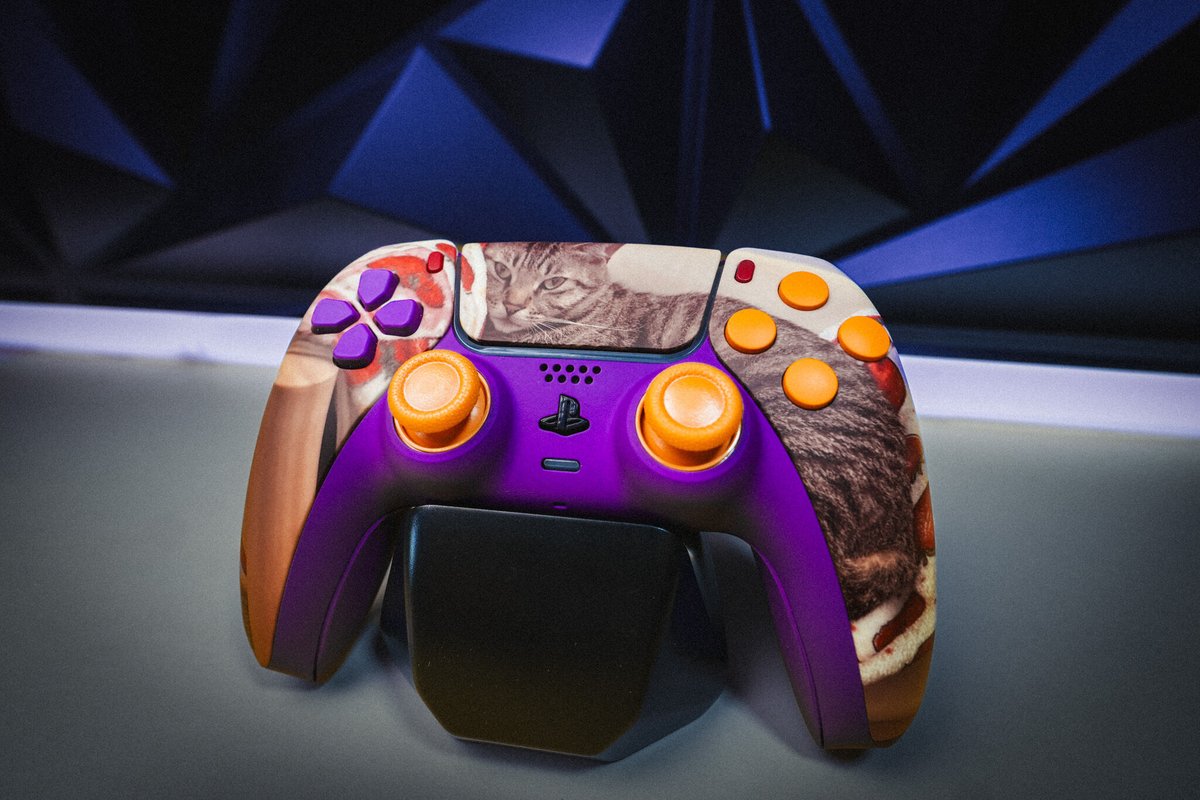 Upload your own picture, even your cat. 🐈