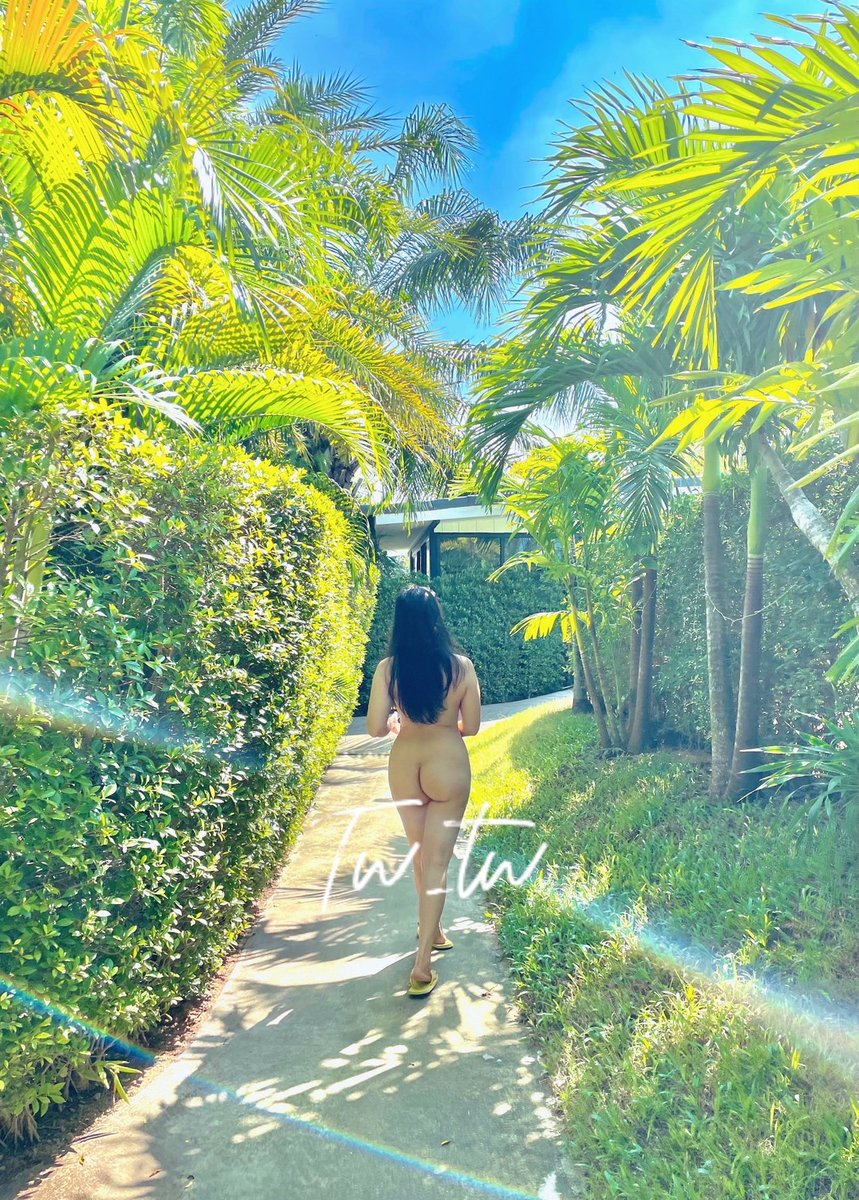 กลางวันแดดร้อน กลางคืนมาผ่อนคลายกับเรามั้ยล่ะ 😝