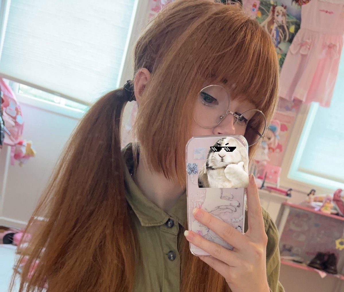 mewcel's tweet image. i cut and dyed my hair
 (ignore mirror filth)