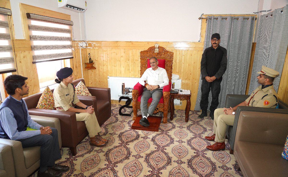 Office of the Lt. Governor, Ladakh (@lg_ladakh) on Twitter photo SSP #Leh, Ms. Shruti Arora, IPS, accompanied by Mr. Mukul Benewal, IAS, SDM #Nubra, and Mr. Raishab Shukla, IPS (2023 Batch), paid a courtesy call on the Hon’ble Lt Governor, Shri <a href="/KavinderGupta/">Kavinder Gupta</a>, at the LG Secretariat, #Leh. SSP #Leh, Ms. Shruti Arora, IPS, accompanied by Mr. Mukul Benewal, IAS, SDM #Nubra, and Mr. Raishab Shukla, IPS (2023 Batch), paid a courtesy call on the Hon’ble Lt Governor, Shri <a href="/KavinderGupta/">Kavinder Gupta</a>, at the LG Secretariat, #Leh.