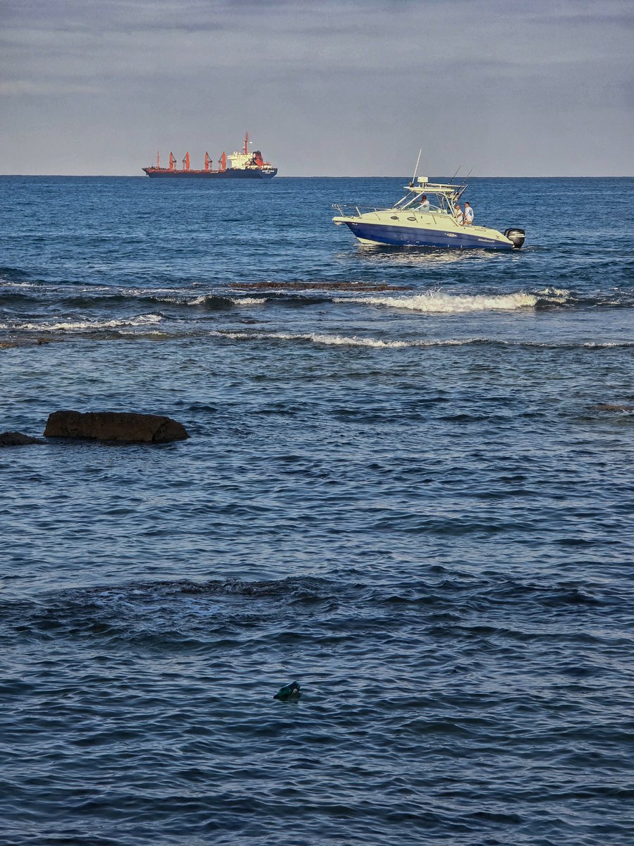 There's not even 1 trained #meteorologist working in weather forecasting in #Lebanon. All are weather hobbiests. Mind you, the country has no weather radar, upper air sounding, and no official daily SST measurements