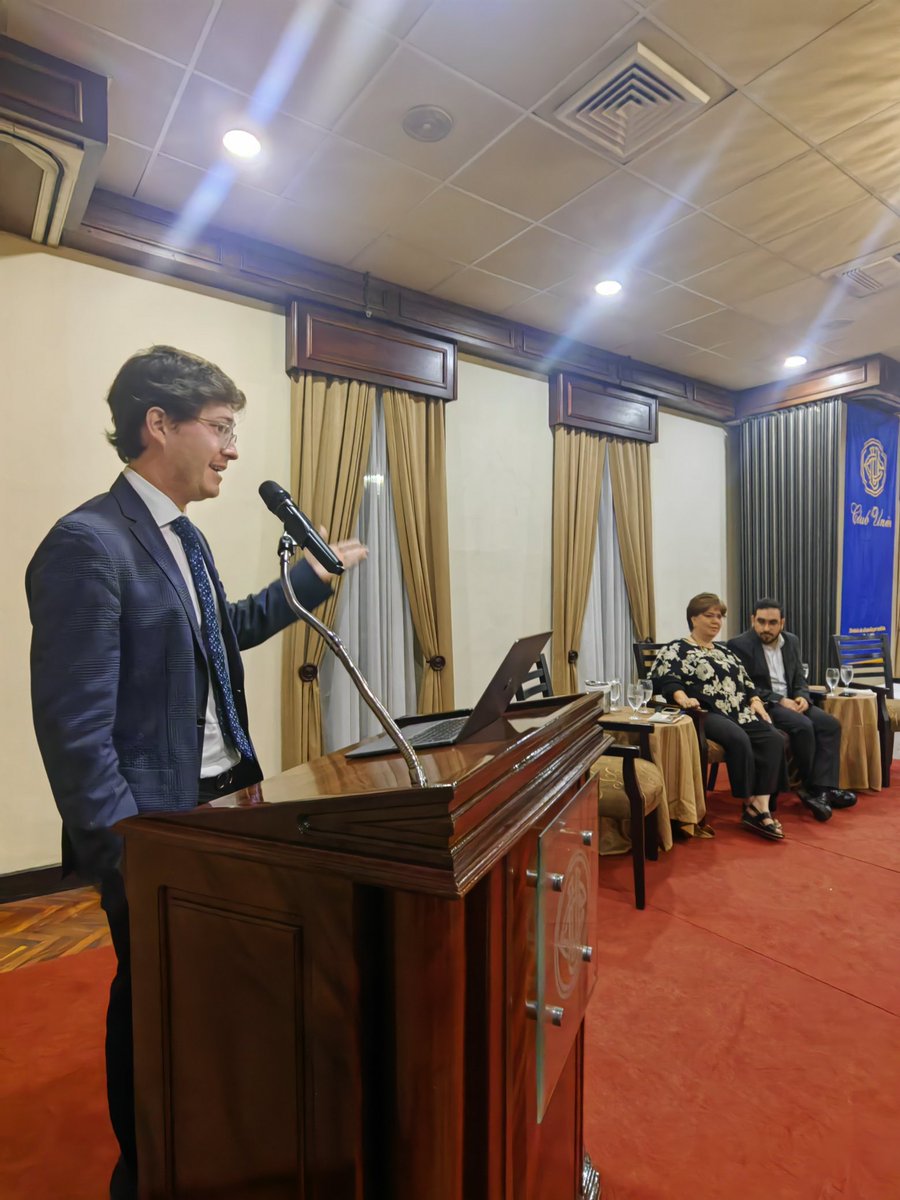 Anfe_cr's tweet image. El pasado 24 de julio se llevó a cabo en el Club Unión @ClubUnionCR nuestro evento "Transfuguismo Legislativo".

Gracias a Alejandro Fonseca, Javier Mesalles y a la ex Diputada Shirley Díaz por compartir su experiencia con nosotros 🗽