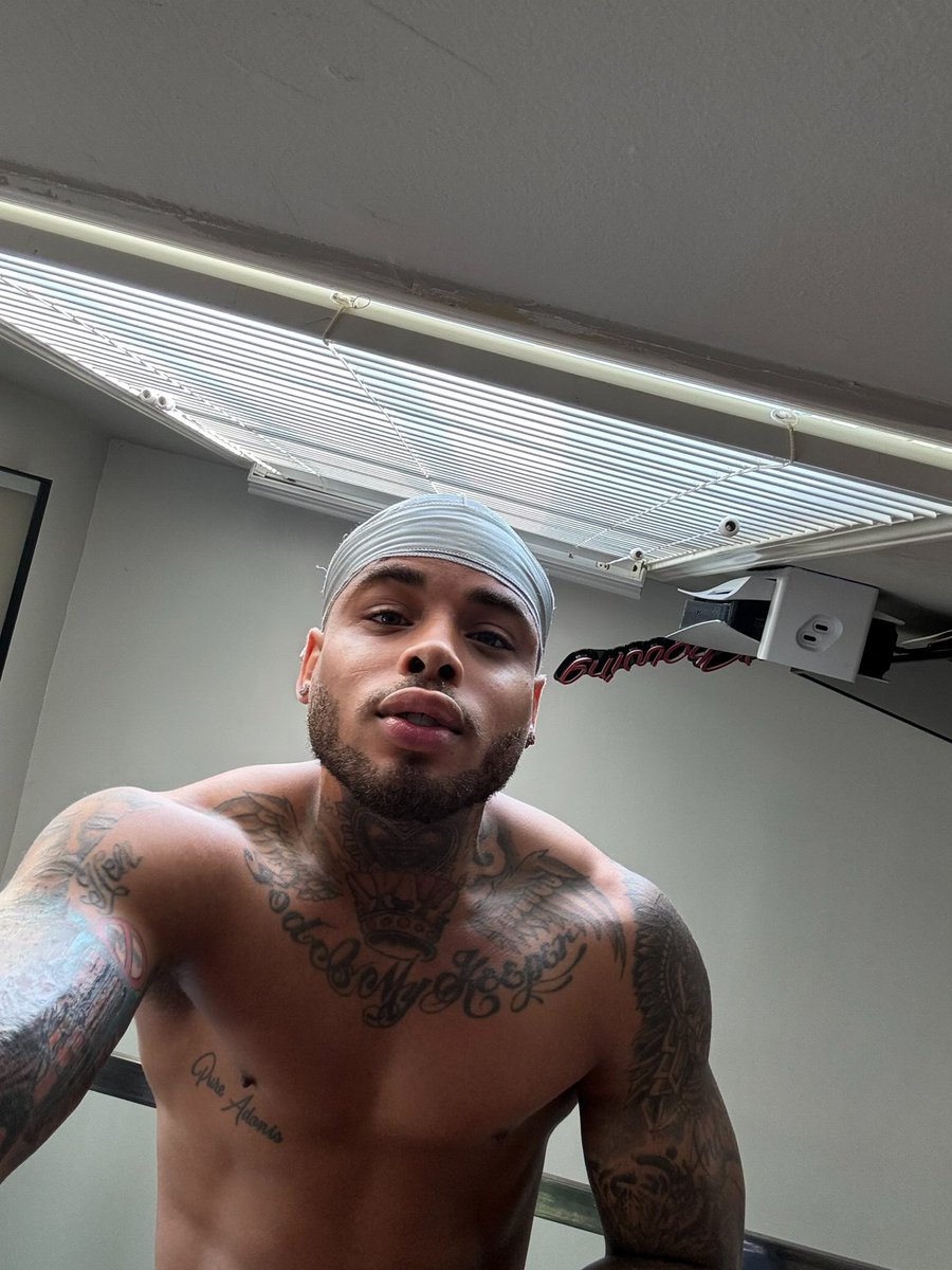 I’ve been working out loud. I know y’all see these results.

It’s called discipline 

That’s what I’m on  😮‍💨
