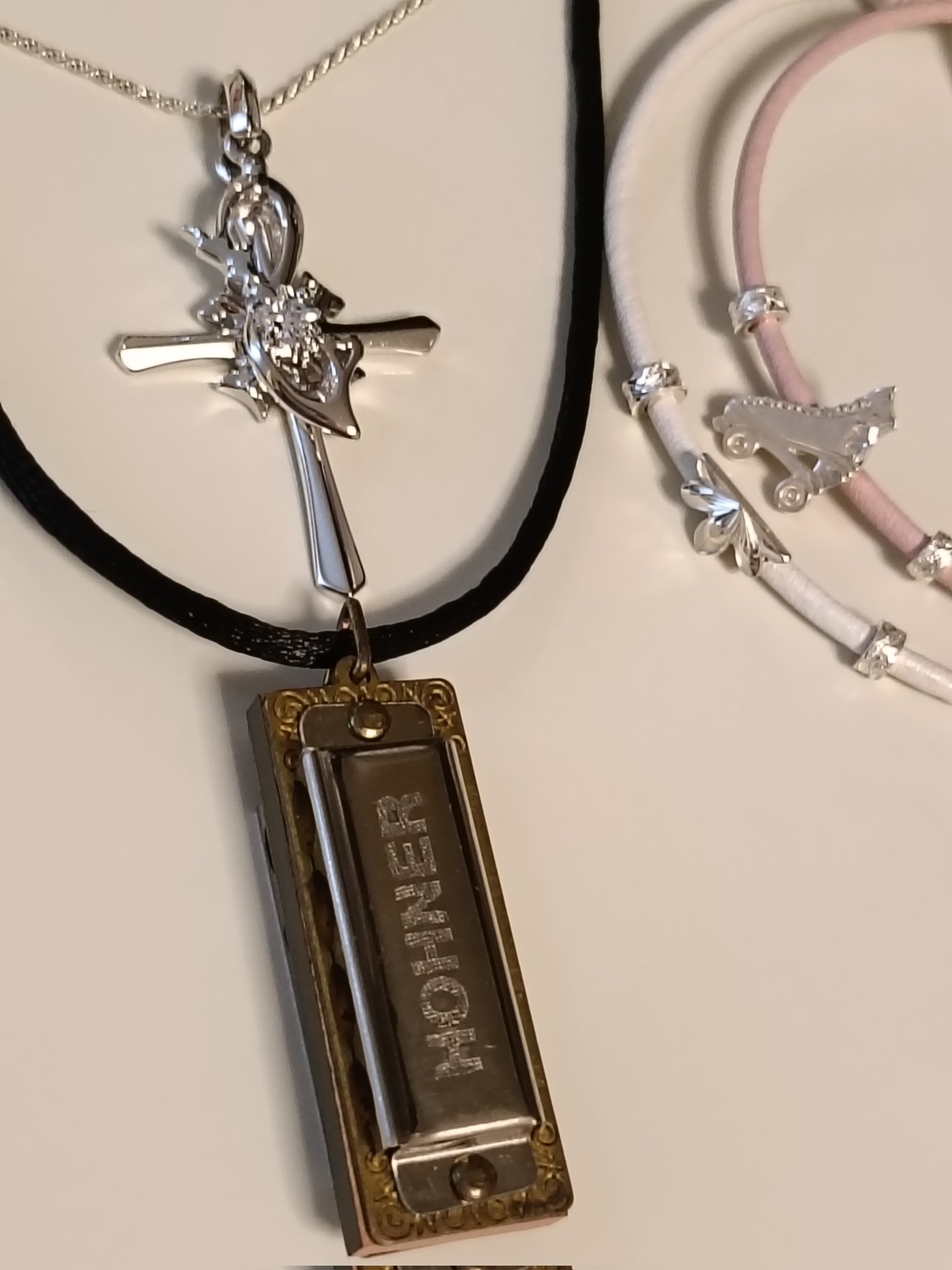 諸星和己 - البحث / X