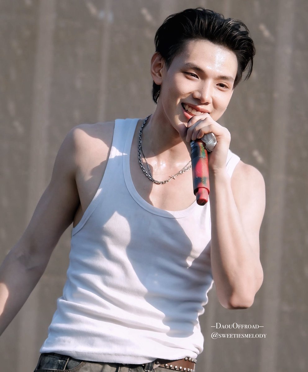 ตี๋ มานี่มา >< 

#DAOU
#ต้าห์อู๋ 
#ต้าห์อู๋ออฟโรด 
#DaouOffroad 
<a href="/oueiija/">ไดโนเสาร์ย้าก🦖</a>