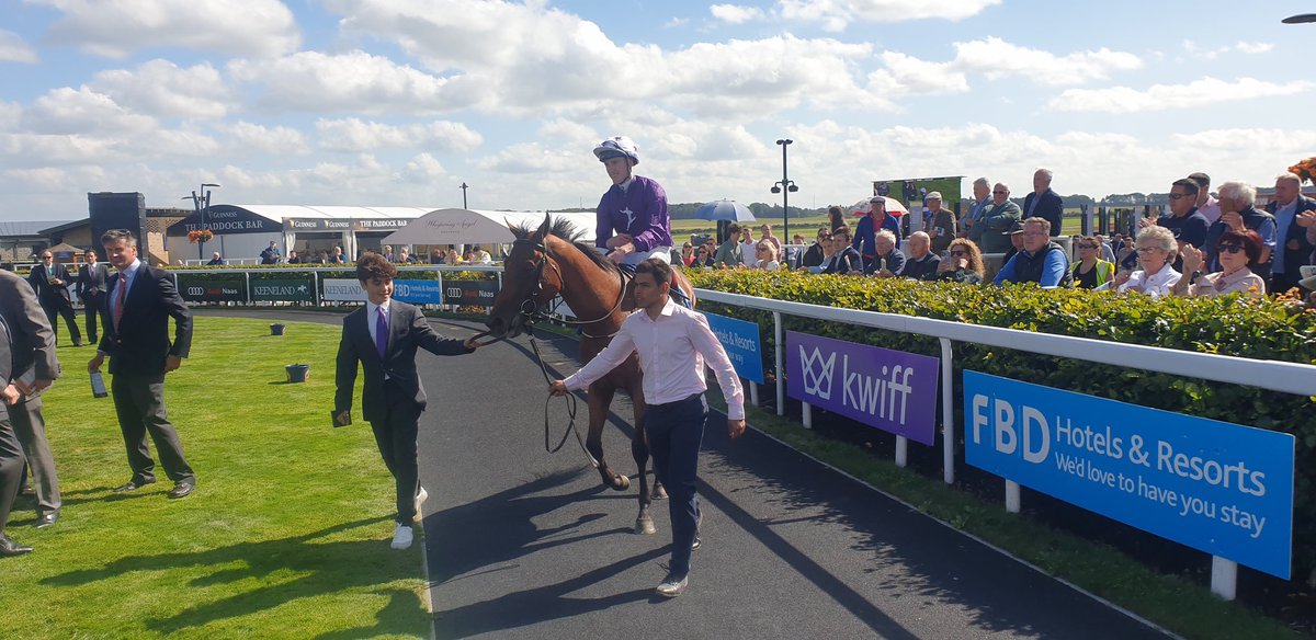 SportsNewsIRE's tweet image. Quick Group race double @curraghrace for @AMurrayRacing, @DavidEgan99 and @amoracingltd as Power Blue is 10/1 winner of Group 1 @keeneland Phoenix Stakes