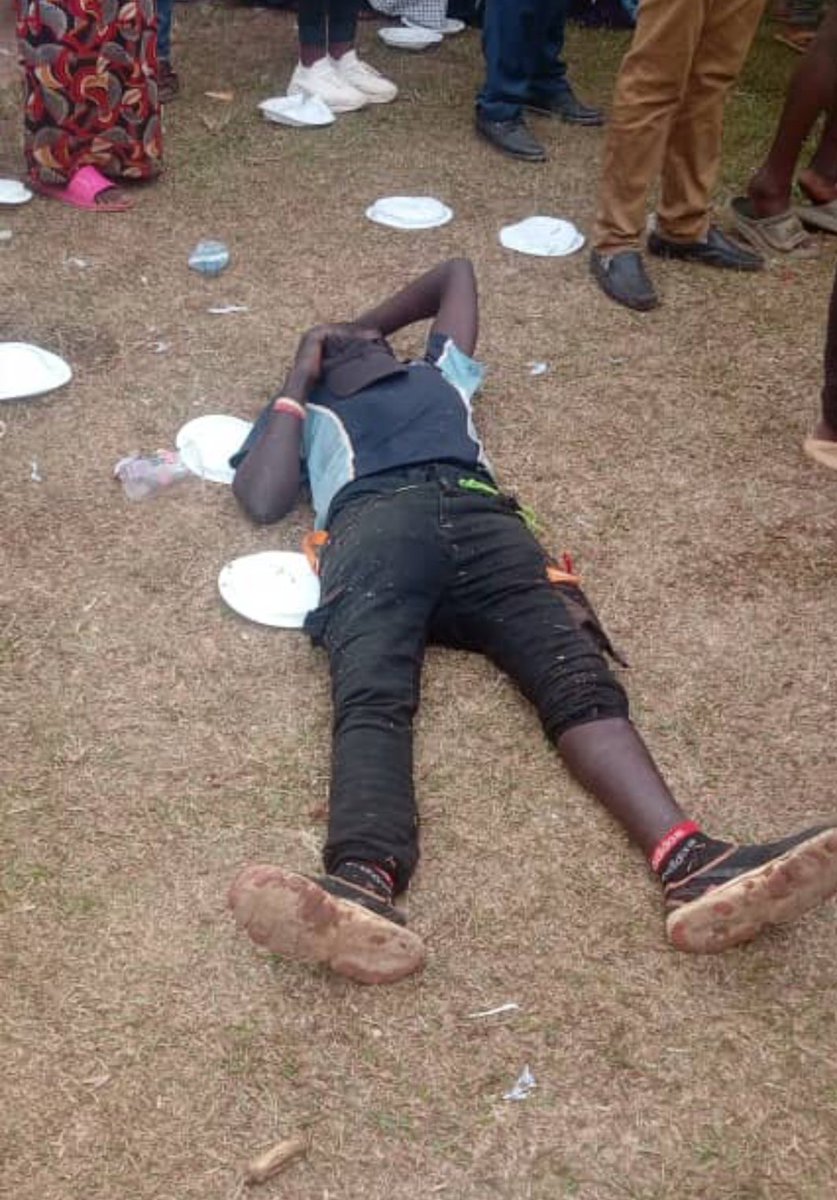 U might think he was knocked by a car😂🚮