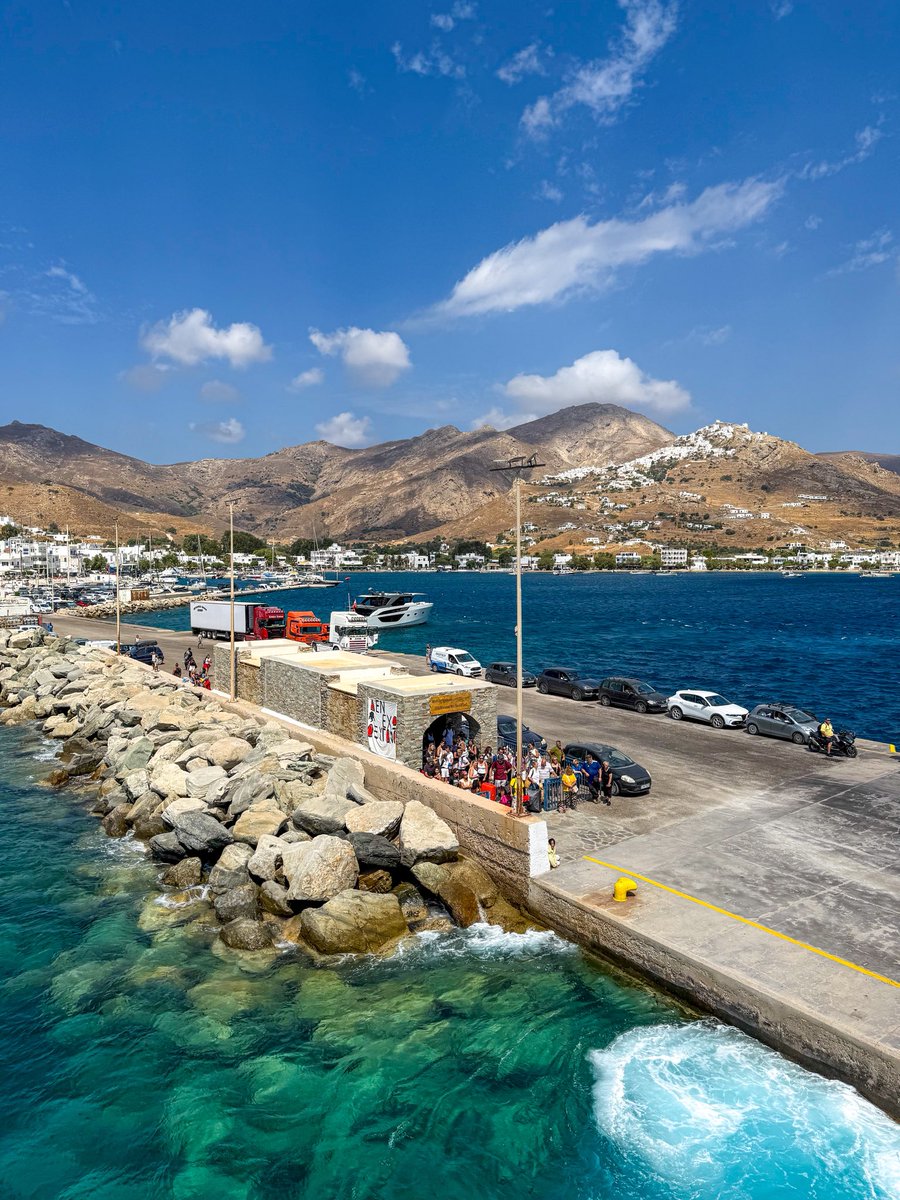 jakesonaplane_'s tweet photo. Taking the ferry from Milos to Athens
Much more comfortable on the big boy #seajets https://t.co/n6R9GXJjkr