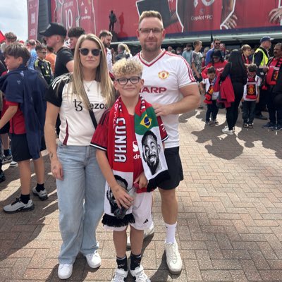 Karla__20's tweet photo. Good to be back! 🇾🇪

@KATIE____WIN https://t.co/mtz9F90rws