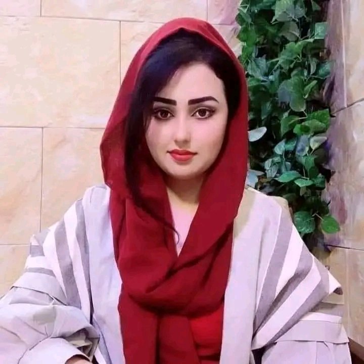 أنا طبيبة أعيش بفرنسا. لا يهمني سنك ولا فقير أو غني. فقط تحبني بصدق وتخاف علي للتواصل واتساب