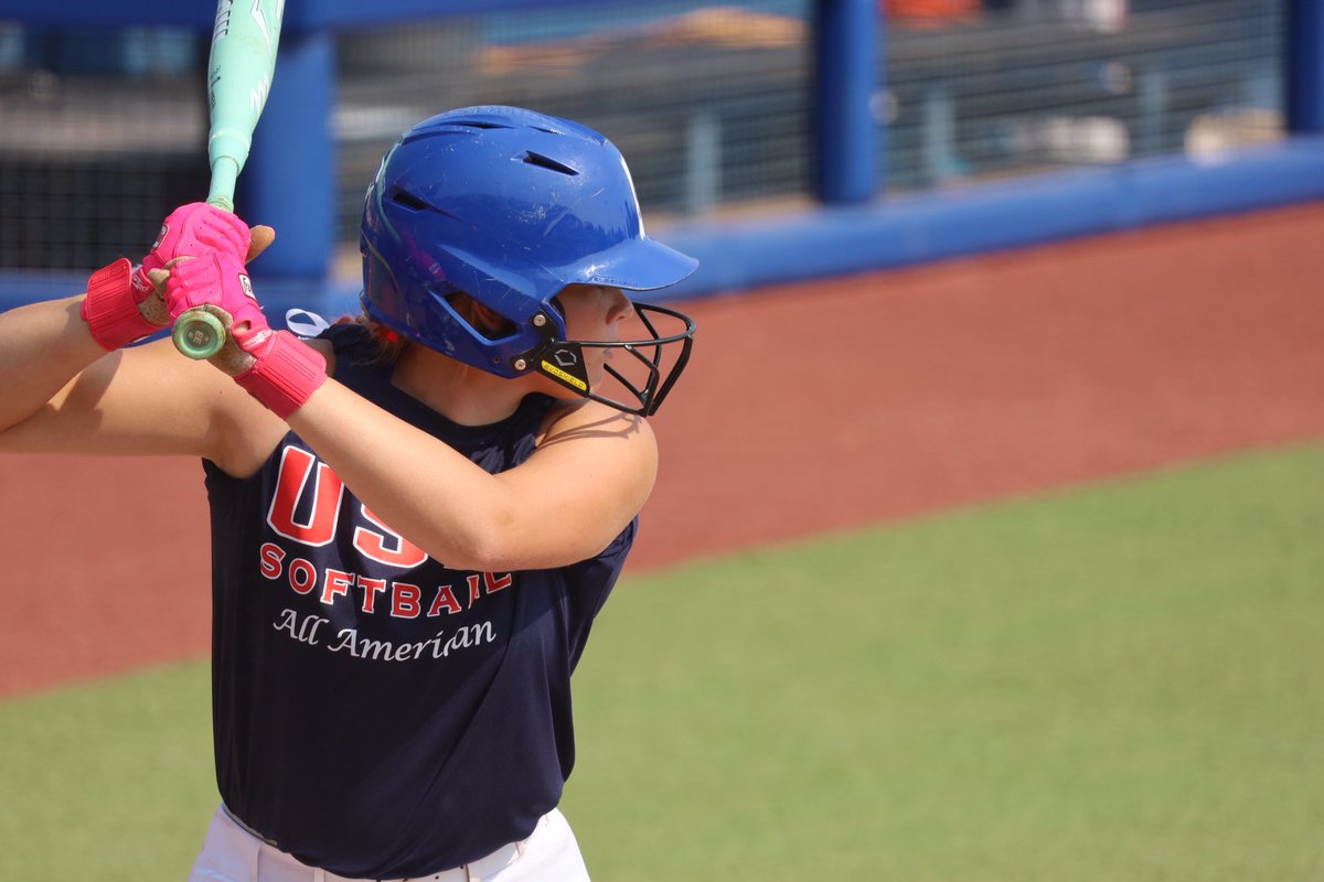 AddyMiller2029's tweet photo. i had a great time playing for the region 6 stars all American this past week! i got to learn a better point of view of the game from left field! i met so many great girls and learned great new things that will help me in the long way! https://t.co/unrttOcD7m