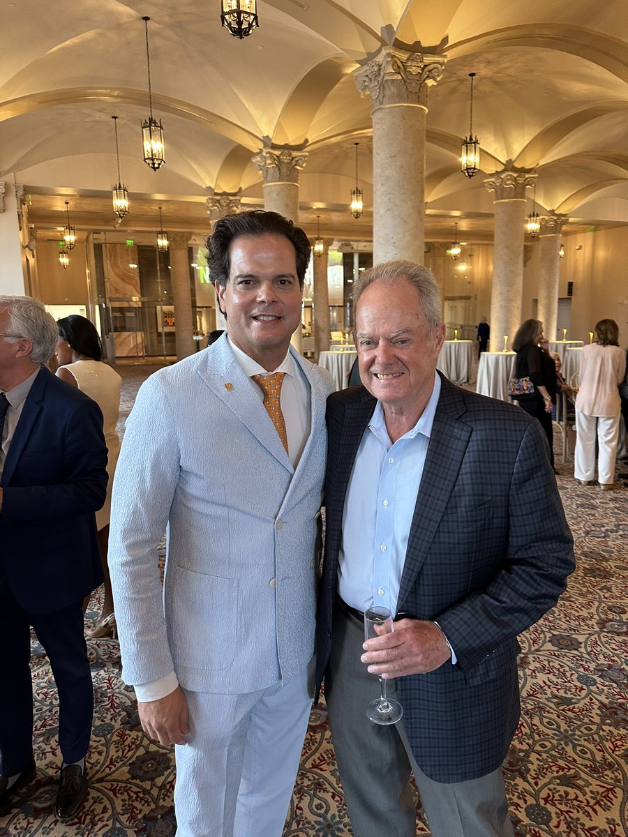 Honored to preview the newly restored <a href="/MIAFreedomTower/">MiamiFreedomTower</a>, an enduring symbol of resilience in Miami.

Grateful to <a href="/mdcpresident/">Madeline Pumariega</a> and <a href="/MDCollege/">Miami Dade College</a> for leading this incredible transformation.

#FreedomTower #MiamiHistory