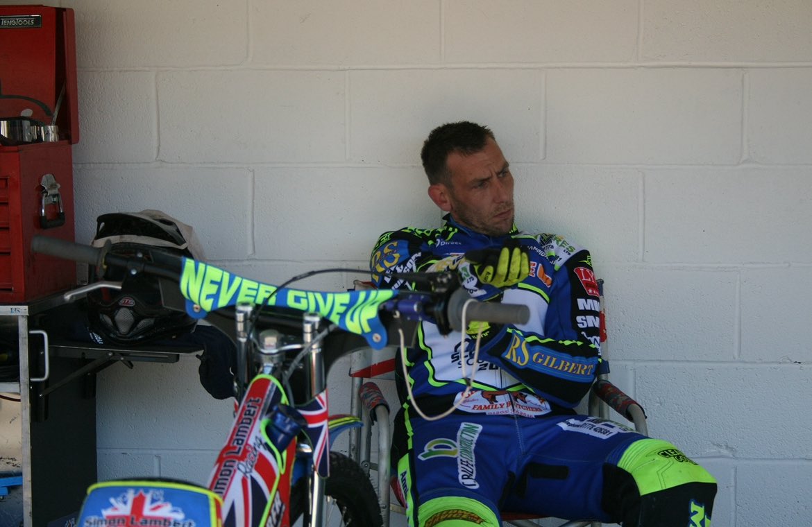 LAMBERT AND ALLEN LEAD FIGHTING PERFORMANCE FOR SCORPIONS AT EDINBURGH! 🦂 

Ellie Rose Travel Scunthorpe Scorpions restored some pride with a narrow 42-48 defeat at Edinburgh’s Armadale Stadium last night.

Full story scunthorpe-speedway.com

📸 Ava Howe