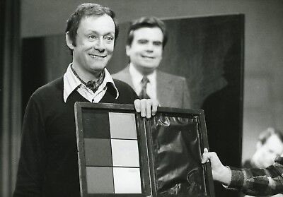 moll_andre's tweet image. Al hacer esta película, al adaptar este cuento de #HermanMelville quise que la mirada de #Bartleby se posara en cada uno de nosotros y permaneciera después de la proyección: una mirada interrogativa más que acusadora.
#MauriceRonet  #film