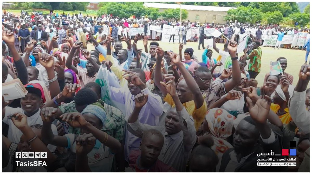 Ivadleber's tweet image. On Saturday August 9, residents of Kauda town in South Kordofan showed their support for Government of Peace and Unity. #Tasis #GoPU #Kauda #PopularMovement