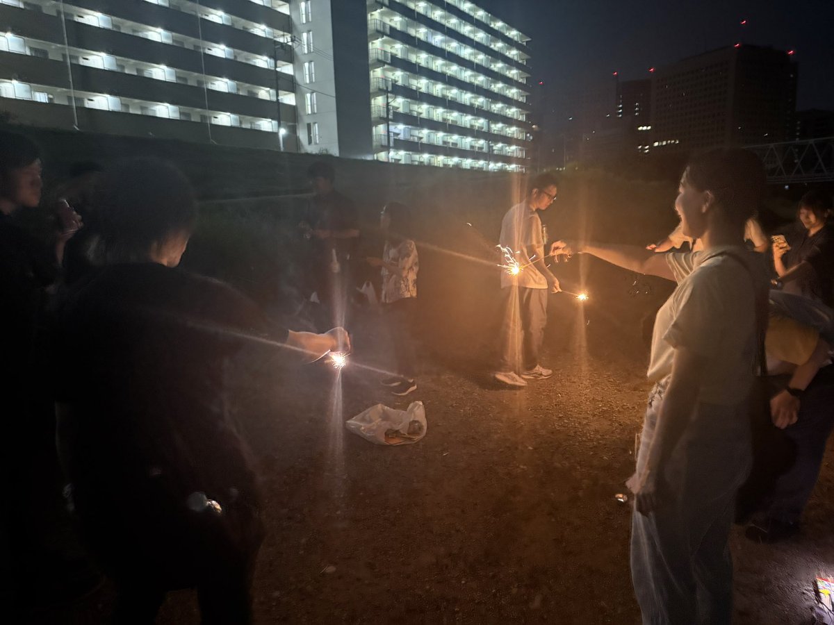 __ryomm's tweet image. 花火した！ #tama_river_swift