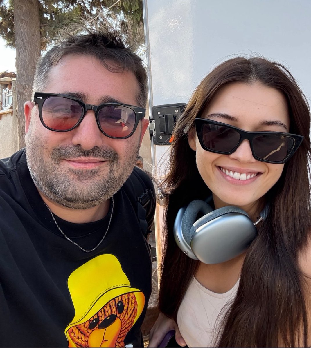 #Pera setinden #AfraSaraçoğlu ve Yiğit Danacı 💥