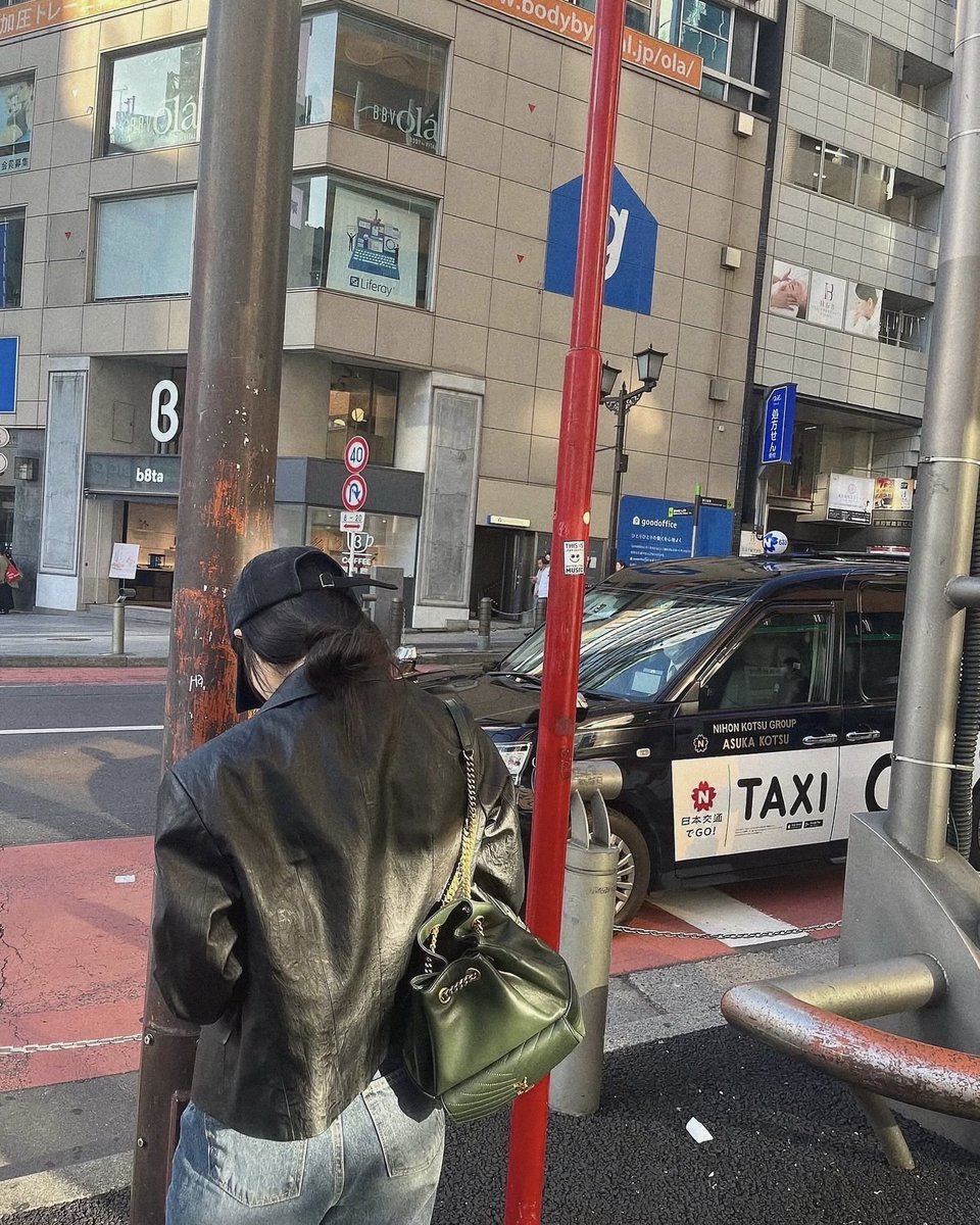 baephile's tweet image. Off to hometown.