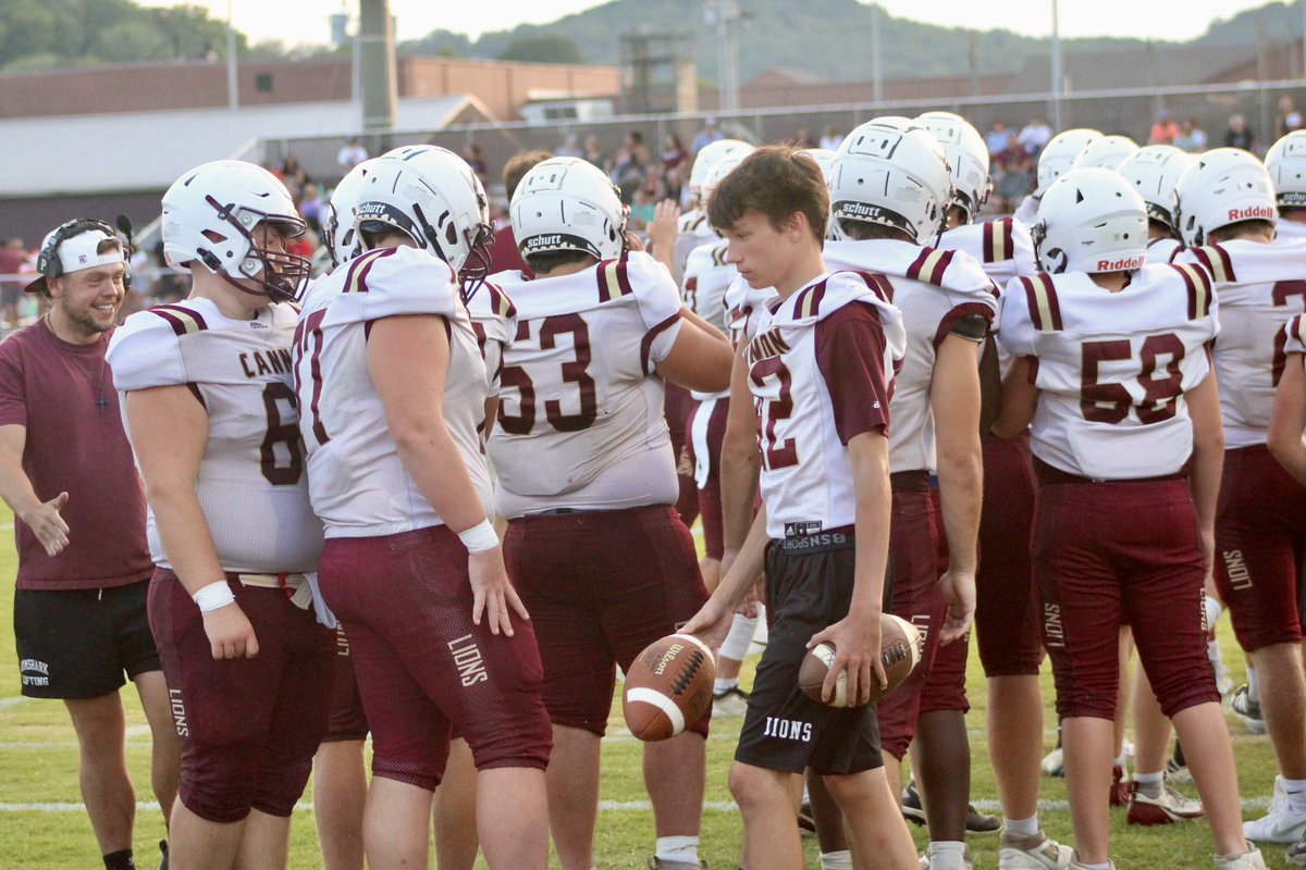 🦁 Lions win over 🦅 Eagleville- 27-7