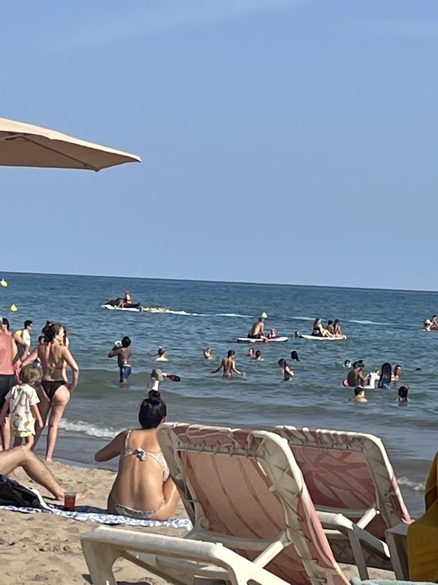 OnlyOneT's tweet image. Dinghies coming into Great Yarmouth, RIGHT NOW. 

Authorities alerted, and I am urgently chasing.

If these are illegal migrants, I will be using every tool at my disposal to ensure these individuals are deported.