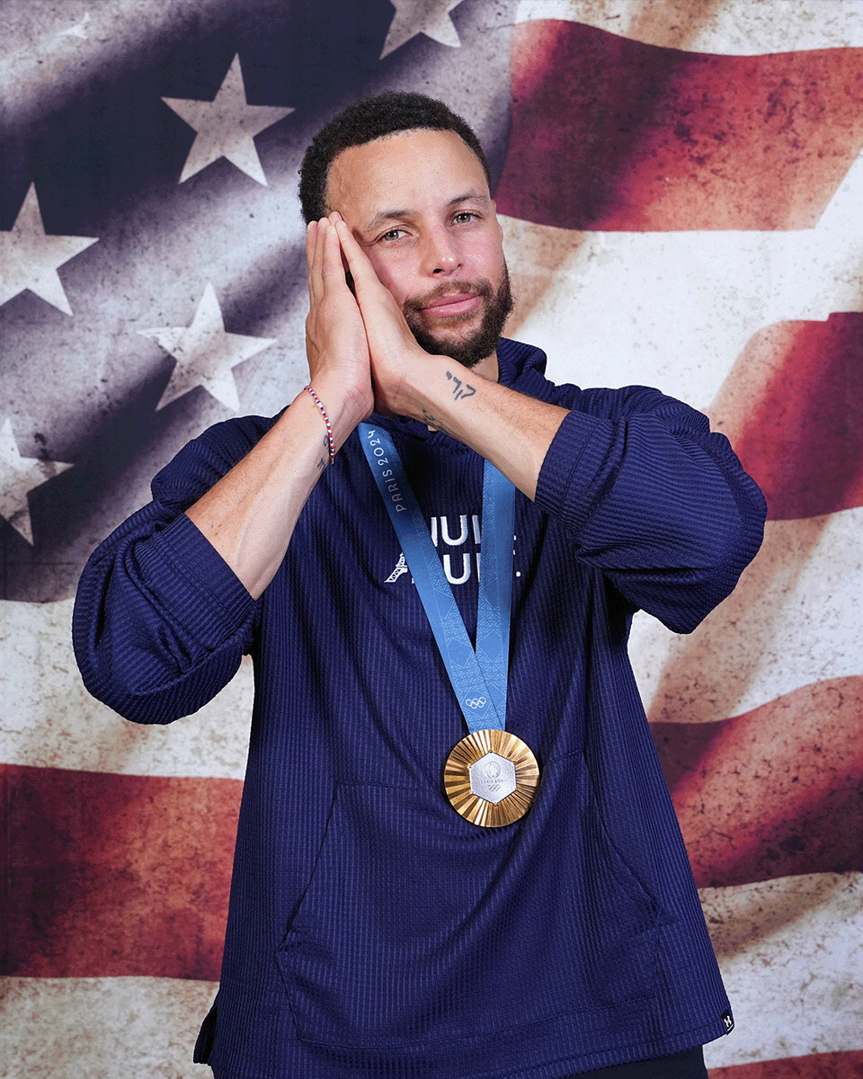 warriors's tweet photo. The celebrations after getting GOLD >>>

One year ago today. 🇺🇸 https://t.co/dD54dOBjZL