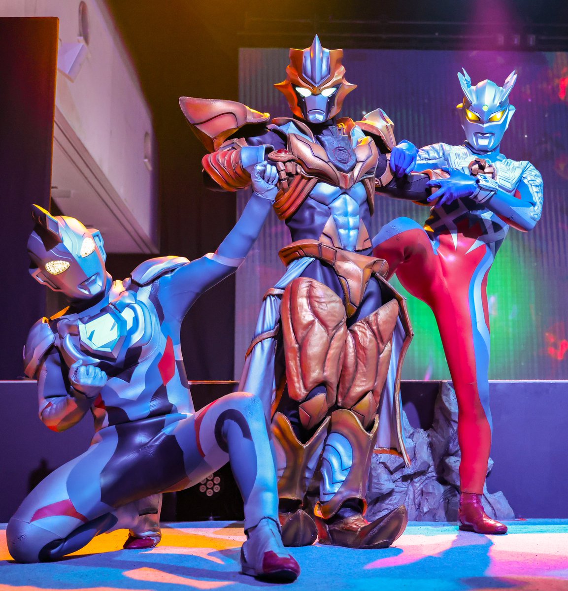 みんなで見てくるのはちょっとズルい笑 #ウルサマ #ウルトラマンゼロ