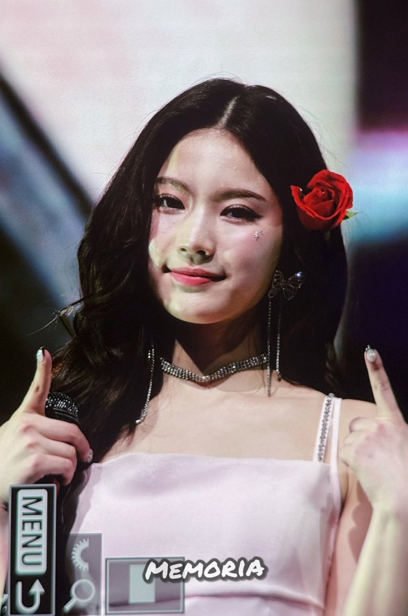 250809 🇭🇰 pre. 

🫶🏻

#스테이씨 #STAYC #아이사 #ISA