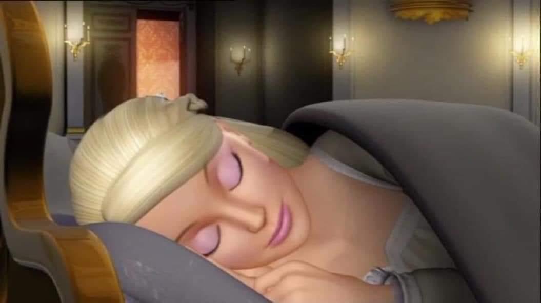 barbie_context's tweet photo. Si duermes por la tarde, no dormirás por la noche.

Yo por la tarde y por la noche: https://t.co/6TM4aZ1tFA