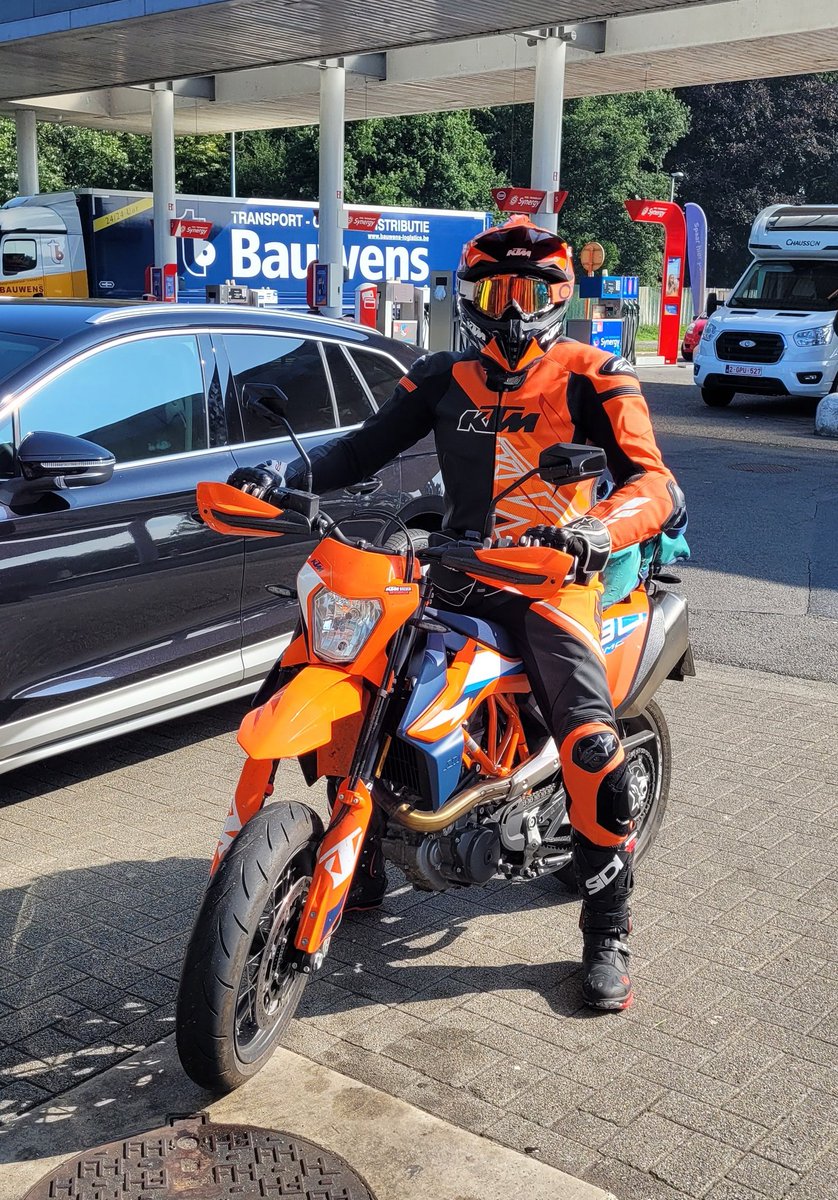 On the way to Antwerp.