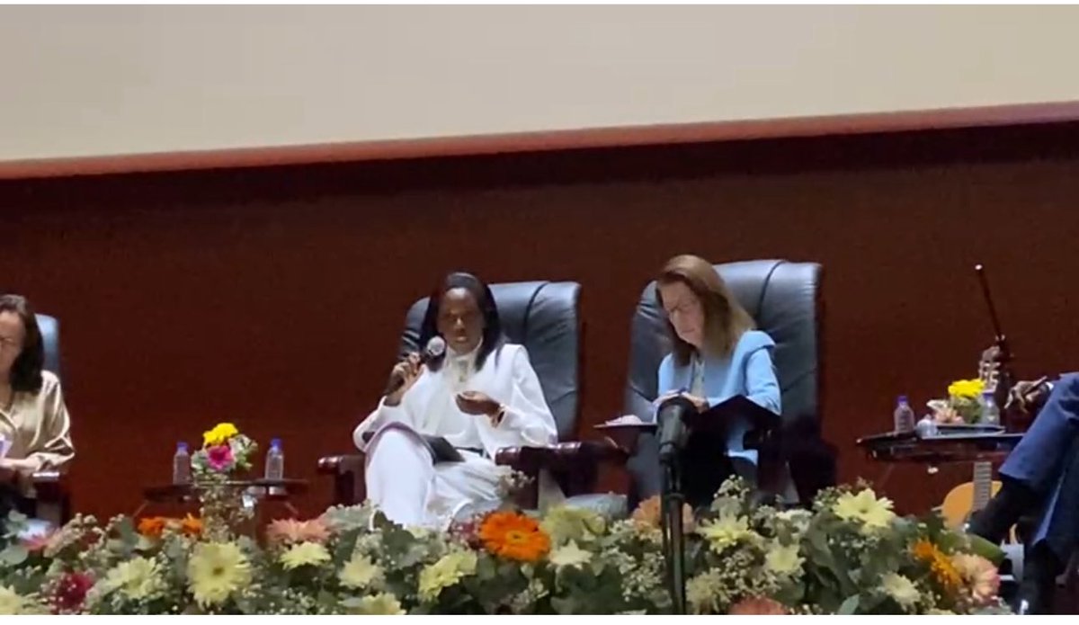 Amb. Yema Silva, DPR at the Diplomatic Mission of Angola in Ethiopia and to the AU and UNECA, was one of the speakers at the Roundtable Discussion “Women in Diplomacy – Leadership, Challenges, and Achievements,” Luanda, August 8, 2025, at the Venâncio de Moura Diplomatic Academy.