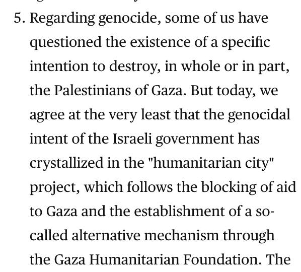 AdHaque110's tweet photo. France's leading international law scholars, 160 in all, agree on 8 points, all of them important.

Most dramatically:

"today, we agree at the very least that the genocidal intent of the Israeli government has crystallized" https://t.co/1J7JYRVouM