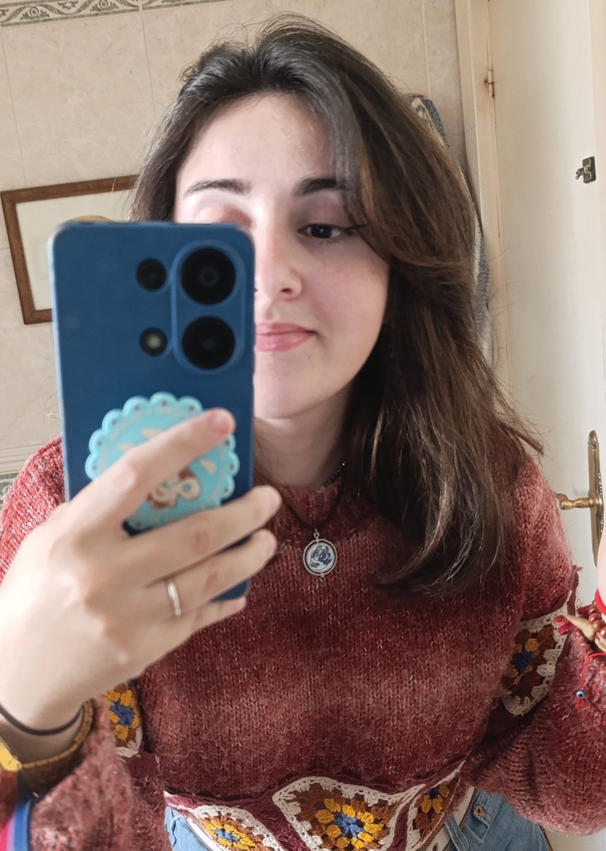 edeldawn's tweet image. yo fake / yo real