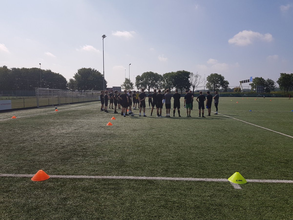 Selectie weer in training voor het nieuwe seizoen
