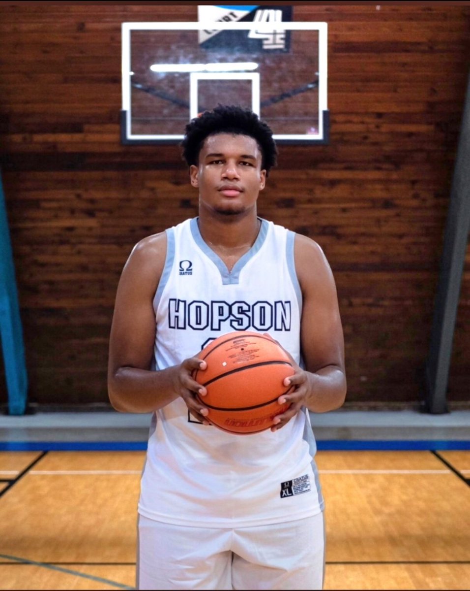 HopsonEliteBB's tweet image. 🚨✈️ FROM 🇺🇸 ➡️ 🇵🇱 

Cli’Ron Hornbeak heads out and takes his talents to Poland  to ball out with @ResoviaKosz  to kick off his professional basketball career! 🙌💯

We’ve watched you grind, now it’s time to shine on the world stage. 🌍✨

We are PROUD of you!  #ProBound