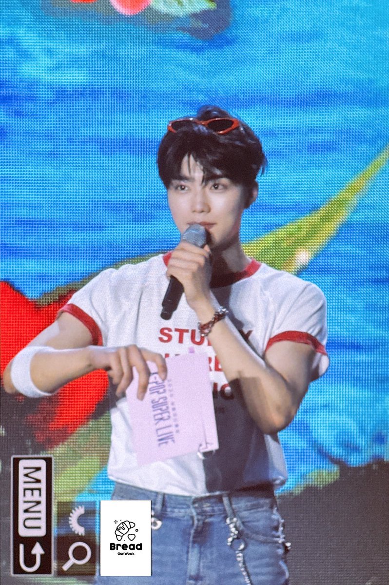 250809 보령 pre

엠씨가 너무 잘생겼어여 🤩

 #박건욱 #PARKGUNWOOK #パクゴヌク #제로베이스원 #ZEROBASEONE #ZB1