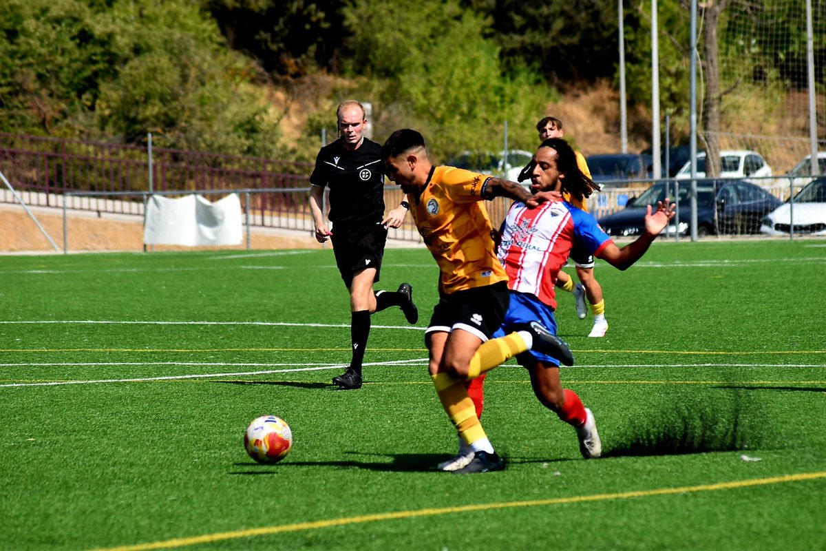 Atlético Tordesillas (@atcotordesillas) on Twitter photo 🏁 Amistoso pretemporada 🔚
🏟️ Anexo Reina Sofía
0️⃣/ <a href="/USCFbase/">Cantera Unionistas CF</a>
🆚
1️⃣/ <a href="/AtcoTordesillas/">Atlético Tordesillas</a>
⚽ Chatún
#VamosTorde💪🏽 🏁 Amistoso pretemporada 🔚
🏟️ Anexo Reina Sofía
0️⃣/ <a href="/USCFbase/">Cantera Unionistas CF</a>
🆚
1️⃣/ <a href="/AtcoTordesillas/">Atlético Tordesillas</a>
⚽ Chatún
#VamosTorde💪🏽