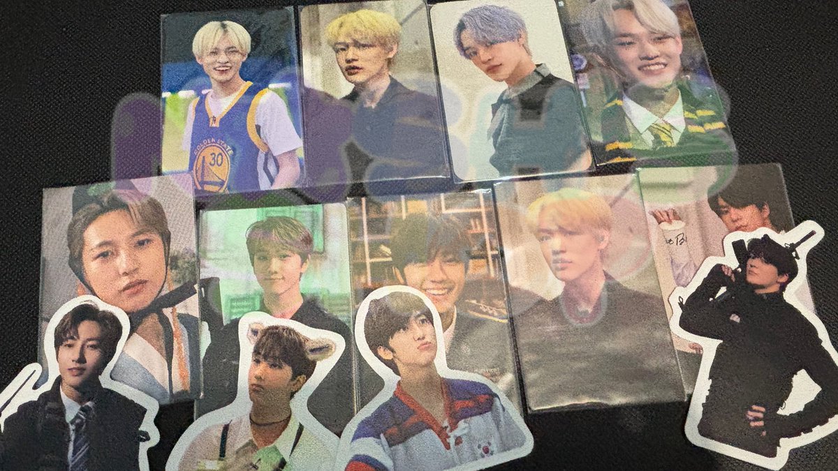 crystachenle_'s tweet photo. WTS PUFF NCT DREAM 

sticker set
chenle atlit
chenle vampire
chenle selca
chenle hogwarts

prefer takeall bisa oren. QYOP. bisa shopee dom cimahi🫶🏻 tenkies ges bantu qrt sabi kali ya🤭 https://t.co/j4MPJj6LoV