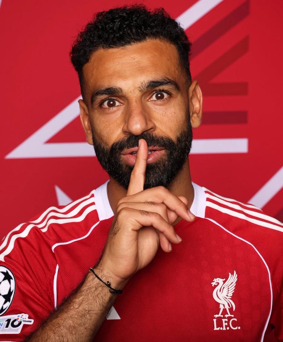 SamueILFC's tweet photo. The only deserved winner for the Ballon d’Or. https://t.co/jY8mboHIO5