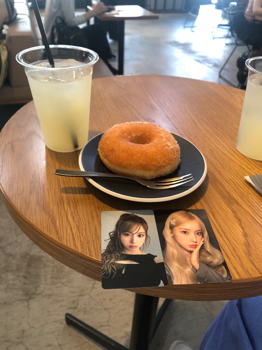 ダヒョンちゃんの映画見てきた！！！おもしろかったしやっぱ可愛すぎたです💕😩
ドーナツもおいしかった！