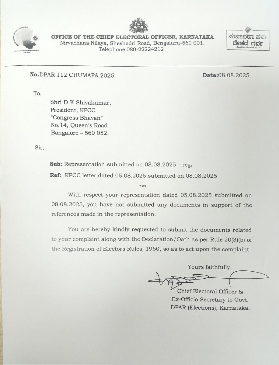 Shocking 

Rahul Gandhi showed stacks of papers during his “atom bomb” on alleged “votechori” 

But when it came to submitting this “proof” to EC, there’s ZERO proof 🙄

Now will EC file defamation case on RaGa?

Will he say SORRY again?

#RahulGandhiExposed