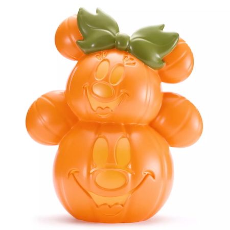 Mousesteps's tweet image. New Mickey and Minnie Halloween Pumpkin Light-Up Decor Arrives to the Disney Store: buff.ly/nZRKQqt

#mickeyandminnie #disneyhalloween #disneystore