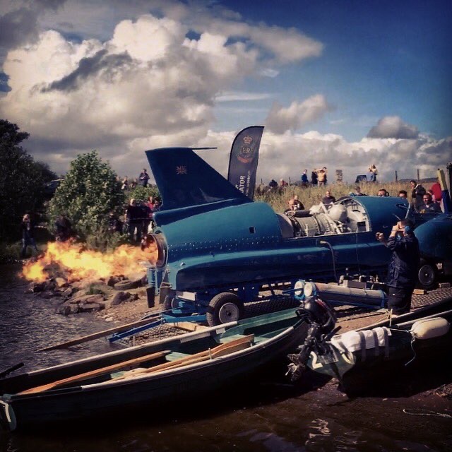 tony_t70971's tweet image. OMG!
Don’t worry, the engine will be fine, just a bit of leaked fuel in the pipe again I’m sure.
Yeah, right.

#dontbelievethesmith
#dbts