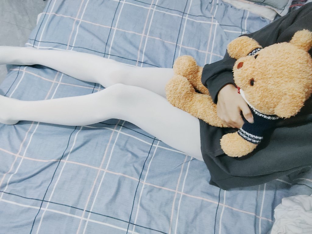 成熟，稳重什么的夸奖补药aaaa（被帅气大姐姐表扬思绪缜密，处事周到OvO），咱就是一只懒洋洋，爱睡觉的懒猫，永远都是吉祥物里面那只“招财喵”嗷(´◊ω◊｀)（复活一下.JPG）
#abdl #おむつ #幼児退行