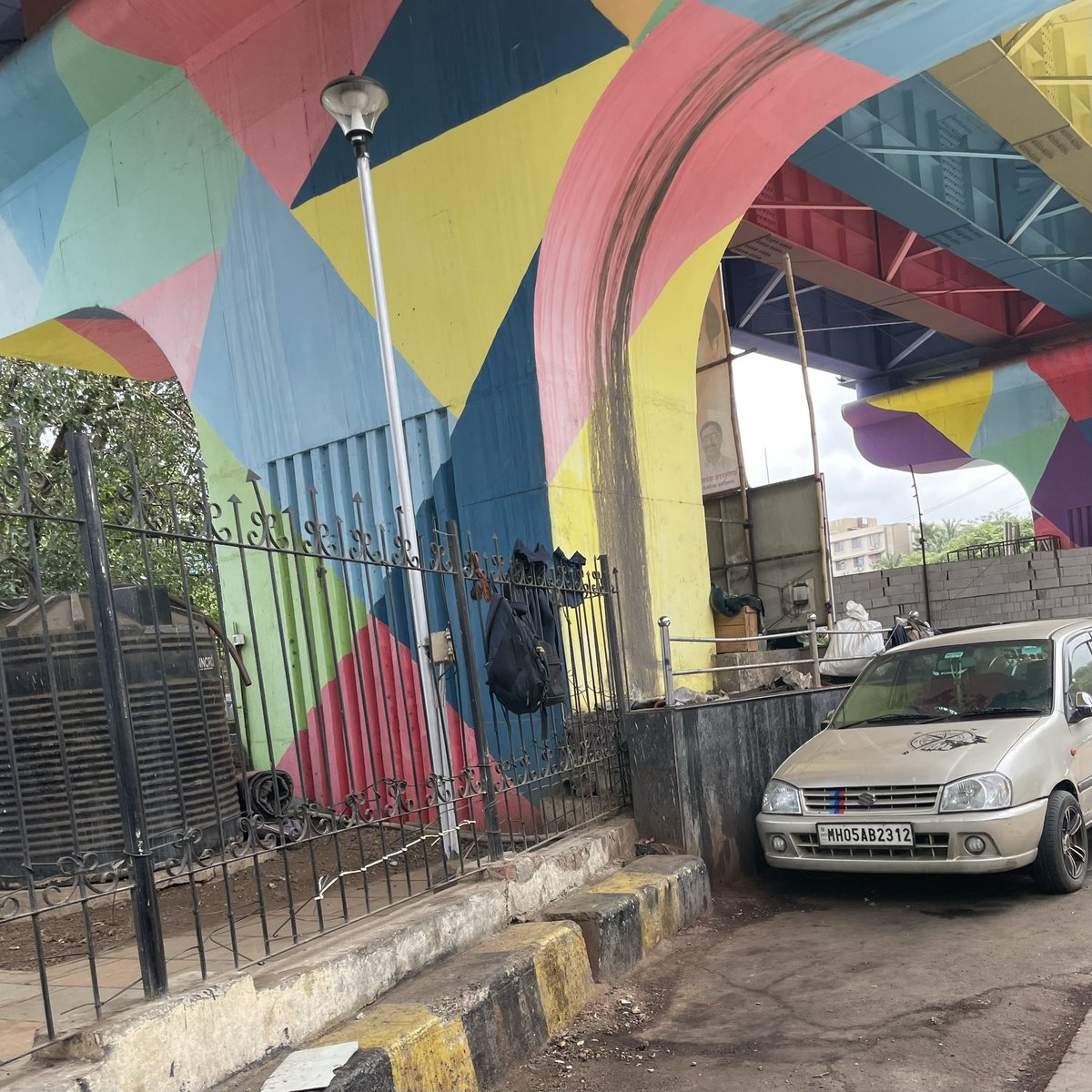 Aashin A. Shah (@aashin_a_shah) on Twitter photo Parked on a main road of Milan Subway which is an imp east west connector Opp.Bombay Tyres, Near Milan Subway, Santacruz West
<a href="/MTPHereToHelp/">Mumbai Traffic Police</a> <a href="/mumbaitraffic/">Mumbai Traffic</a> <a href="/savetps6/">savetps6</a> <a href="/MNCDFbombay/">M.N.C.D.F</a> Parked on a main road of Milan Subway which is an imp east west connector Opp.Bombay Tyres, Near Milan Subway, Santacruz West
<a href="/MTPHereToHelp/">Mumbai Traffic Police</a> <a href="/mumbaitraffic/">Mumbai Traffic</a> <a href="/savetps6/">savetps6</a> <a href="/MNCDFbombay/">M.N.C.D.F</a>