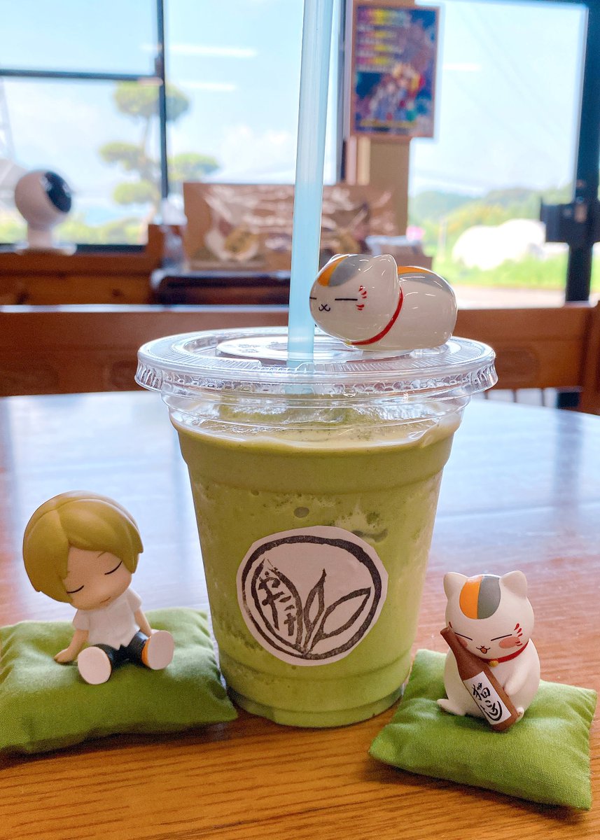 やたけ茶園さん🍵
緑茶シェイクをいただきました☺️スッキリした甘さとお茶の良い香りでとても美味しかったです。大吉さんで購入させていただいた座布団も早速使いました🐈✨